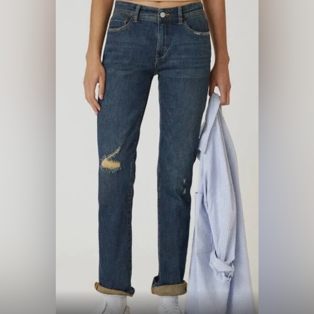 Pilcro slim boyfriend jeans in excellent condition.